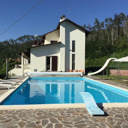 Villa Mara リッコ・デル・ゴルフォ・ディ・スペーツィア エクステリア 写真